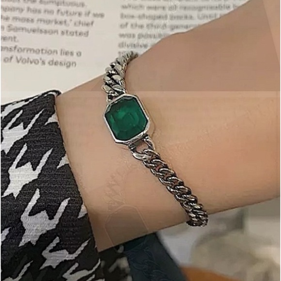 EMERALD GREEN STERLING SILVER ZIRCON BRACELET - Picture 6 of 7